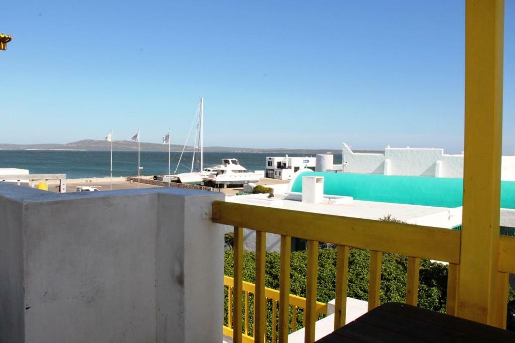 Ocean View Apartment Langebaan Luaran gambar